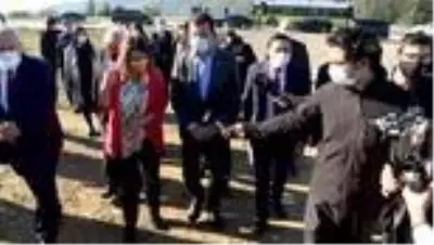 Ekrem İmamoğlu, İzmit'te ziyaret ve incelemelerde bulundu Ekrem İmamoğlu, İzmit'te ziyaret ve incelemelerde bulundu