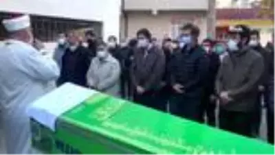 Eski Türk Kızılay Bilecik Şube Başkanı Selami Çınar, son yolculuğuna uğurlandı Eski Türk Kızılay Bilecik Şube Başkanı Selami Çınar, son yolculuğuna uğurlandı