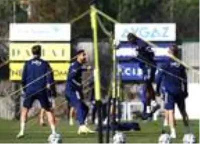 Fenerbahçe'de Gökhan Gönül'den iyi haber Fenerbahçe'de Gökhan Gönül'den iyi haber