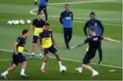 Fenerbahçe Futbol Akademi Genel Koordinatörü Tahir Karapınar'dan özel açıklamalar Fenerbahçe Futbol Akademi Genel Koordinatörü Tahir Karapınar'dan özel açıklamalar