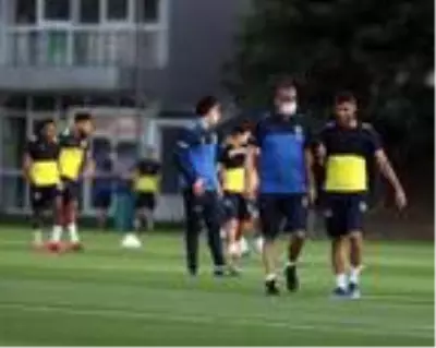 Fenerbahçe Futbol Akademi Genel Koordinatörü Tahir Karapınar'dan özel açıklamalar Fenerbahçe Futbol Akademi Genel Koordinatörü Tahir Karapınar'dan özel açıklamalar