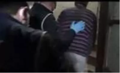 FETÖ'nün Batum imamı, Denizli'de 40 bin dolarla yakalandı FETÖ'nün Batum imamı, Denizli'de 40 bin dolarla yakalandı