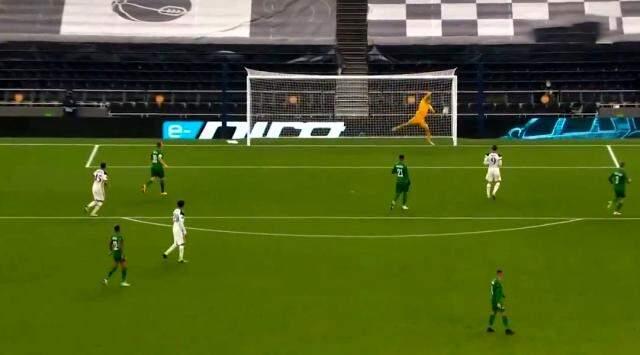 Harry Winks'in 50 metreden attığı gol, UEFA Avrupa Ligi'ne damga vurdu Harry Winks'in 50 metreden attığı gol, UEFA Avrupa Ligi'ne damga vurdu