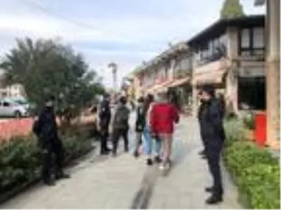 Hatay'da koronavirüs vakaları arttı, esnaf sokağa çıkma yasağı istedi Hatay'da koronavirüs vakaları arttı, esnaf sokağa çıkma yasağı istedi