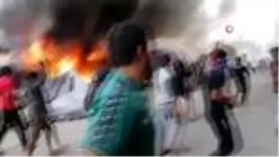 Son dakika haberi... - Irak'ta Sadr grubu yanlıları ile hükümet karşıtı protestocular çatıştı: 50 yaralı Son dakika haberi... - Irak'ta Sadr grubu yanlıları ile hükümet karşıtı protestocular çatıştı: 50 yaralı