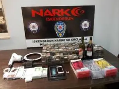 İskenderun'da uyuşturucu operasyonu: 2 gözaltı İskenderun'da uyuşturucu operasyonu: 2 gözaltı