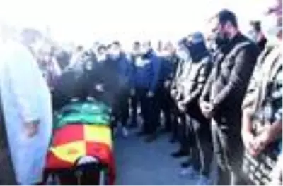 Son dakika haberleri! İzmir depremi sonrası 28 günlük yaşam savaşını kaybeden futbolcuya acı veda Son dakika haberleri! İzmir depremi sonrası 28 günlük yaşam savaşını kaybeden futbolcuya acı veda