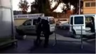 İzmir merkezli PKK/KCK operasyonu: 16 gözaltı İzmir merkezli PKK/KCK operasyonu: 16 gözaltı
