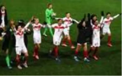 Kadın A Milli Takımı, Estonya'yı 4-0 mağlup etti Kadın A Milli Takımı, Estonya'yı 4-0 mağlup etti
