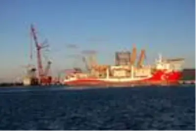Kanuni sondaj gemisinin kule montaj çalışmaları başladı Kanuni sondaj gemisinin kule montaj çalışmaları başladı