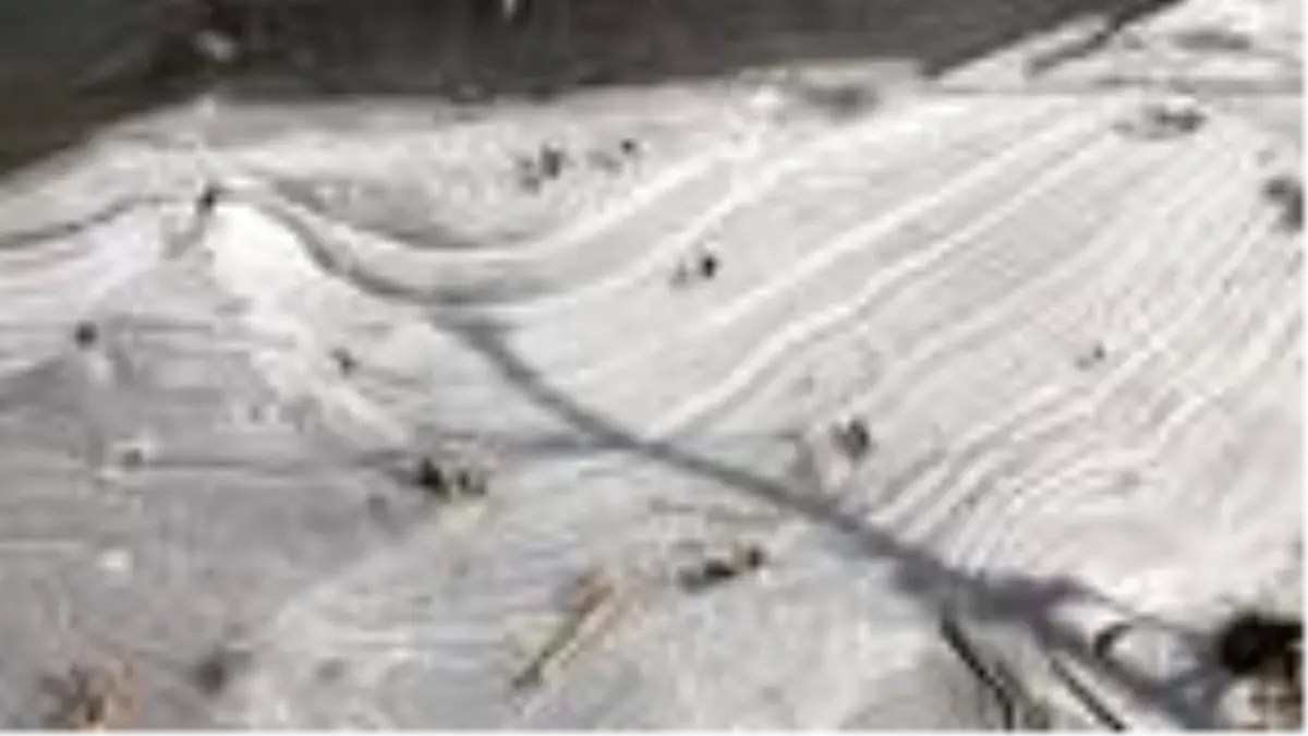 Kars Çayı kısmen buz tuttu