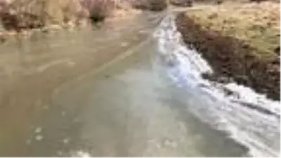 Kars Çayı kısmen buz tuttu Kars Çayı kısmen buz tuttu
