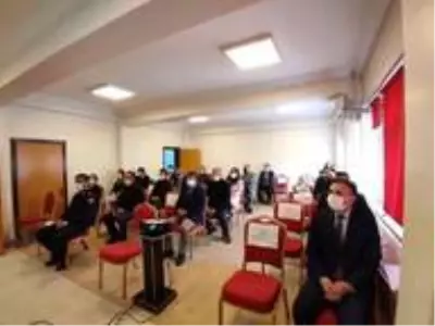 Kaymakam Akpay muhtarların talep ve şikayetlerini dinledi Kaymakam Akpay muhtarların talep ve şikayetlerini dinledi