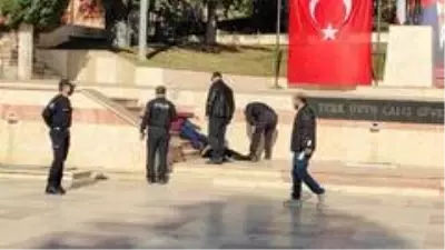 Kocası tarafından vurulan genç anne 12 günlük yaşam mücadelesini kaybetti Kocası tarafından vurulan genç anne 12 günlük yaşam mücadelesini kaybetti