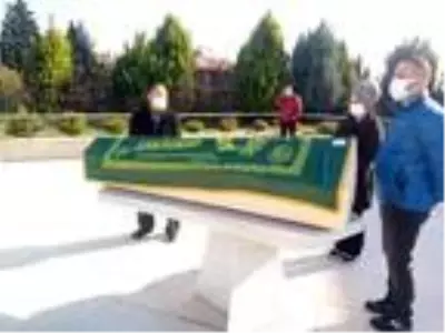 Son dakika haber... Koronavirüsten vefat eden Prof. Dr. Bilal Eryılmaz son yolculuğuna uğurlandı Son dakika haber... Koronavirüsten vefat eden Prof. Dr. Bilal Eryılmaz son yolculuğuna uğurlandı