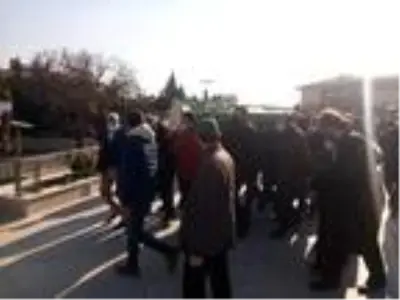 Son dakika haber... Koronavirüsten vefat eden Prof. Dr. Bilal Eryılmaz son yolculuğuna uğurlandı Son dakika haber... Koronavirüsten vefat eden Prof. Dr. Bilal Eryılmaz son yolculuğuna uğurlandı