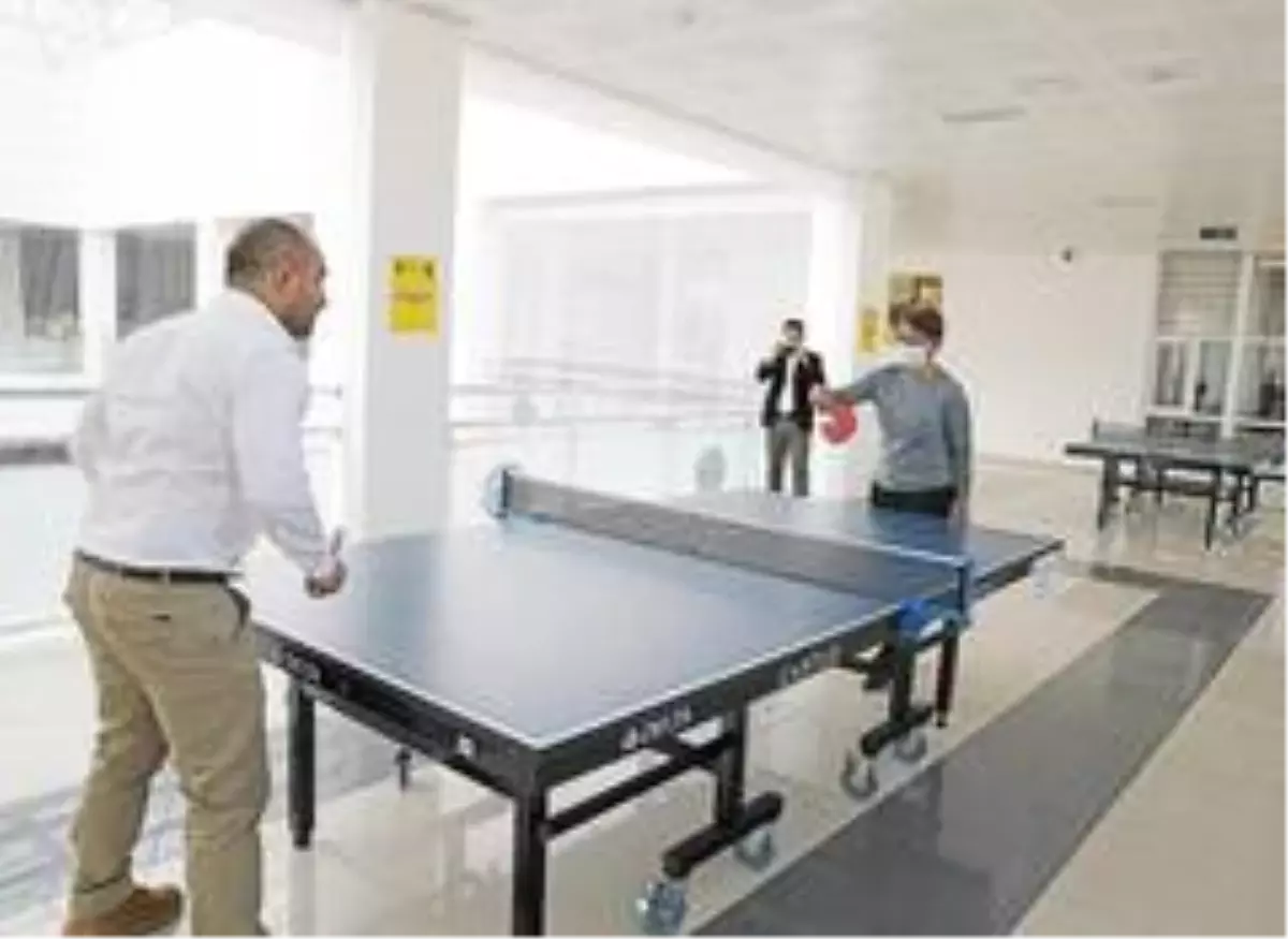 KSBÜ'de Masa Tenisi Turnuvası