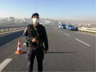 Kuzey Marmara Otoyolu'nda şehirlerarası otobüslere kovid denetimi Kuzey Marmara Otoyolu'nda şehirlerarası otobüslere kovid denetimi