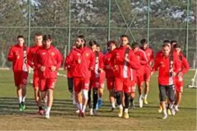 Son dakika haberi | Ligde 23 maçtır kazanamayan Eskişehirspor gözünü lidere dikti Son dakika haberi | Ligde 23 maçtır kazanamayan Eskişehirspor gözünü lidere dikti