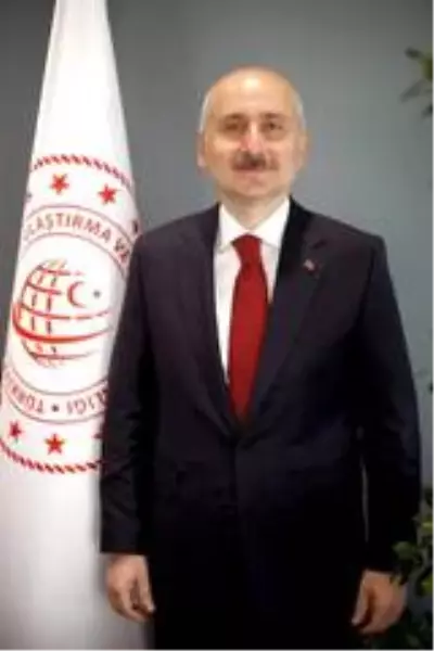 Bakan Karaismailoğlu: 'Macaristan ile olan transit geçiş belgesi sorununu çözdük' Bakan Karaismailoğlu: 'Macaristan ile olan transit geçiş belgesi sorununu çözdük'