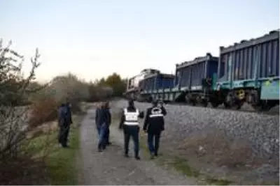 Son dakika! Malatya'da trenin çarptığı kadın hayatını kaybetti Son dakika! Malatya'da trenin çarptığı kadın hayatını kaybetti