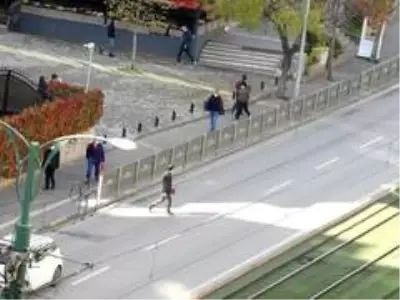 Malatya'daki deprem Gaziantep'te de hissedildi Malatya'daki deprem Gaziantep'te de hissedildi
