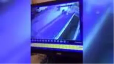 Maltepe'de yolda yürürken bir kişinin saldırısına uğrayan kadın yaralandı Maltepe'de yolda yürürken bir kişinin saldırısına uğrayan kadın yaralandı