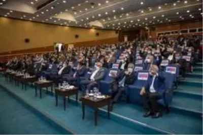 Meclis, 100 yeni otobüs alımı için 22 milyon Euro dış kredi kullanımını onayladı Meclis, 100 yeni otobüs alımı için 22 milyon Euro dış kredi kullanımını onayladı