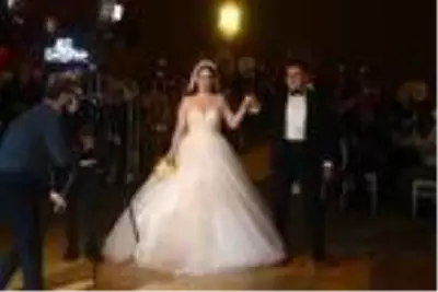 Meral Akşener, nikah şahidi oldu Meral Akşener, nikah şahidi oldu