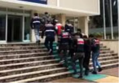 Mersin'de PKK operasyonu: 4 gözaltı Mersin'de PKK operasyonu: 4 gözaltı