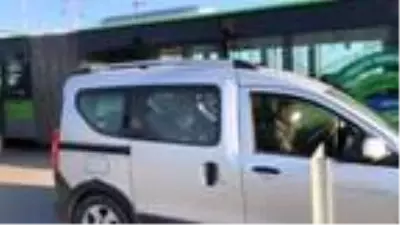 Minibüs sürücüsü sistem hatası düzeltilene kadar karantinada kalacak Minibüs sürücüsü sistem hatası düzeltilene kadar karantinada kalacak