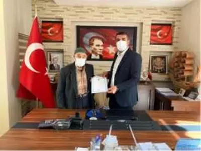 Niğdeli Ramazan amca arsasını cami yapılması için bağışladı Niğdeli Ramazan amca arsasını cami yapılması için bağışladı