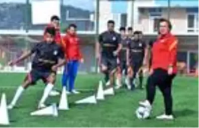 Son dakika haberi... Oğlunun hayali için futbol kulübü kurdu Son dakika haberi... Oğlunun hayali için futbol kulübü kurdu
