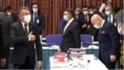 Son dakika haber! Oktay: 'Cumhurbaşkanlığı bütçesi, ülkenin bölgesel ve küresel stratejik öncelikleri ve kalkınma hedefleri göz önünde bulundurularak hazırlandı' Son dakika haber! Oktay: 'Cumhurbaşkanlığı bütçesi, ülkenin bölgesel ve küresel stratejik öncelikleri ve kalkınma hedefleri göz önünde bulundurularak hazırlandı'