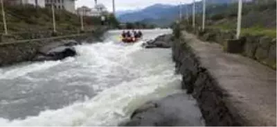 Ordulu sporcular, rafting eğitimi için Rize'de Ordulu sporcular, rafting eğitimi için Rize'de