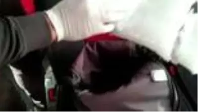 Otobüsün bagajındaki çantasında uyuşturucu bulunan yolcu tutuklandı Otobüsün bagajındaki çantasında uyuşturucu bulunan yolcu tutuklandı