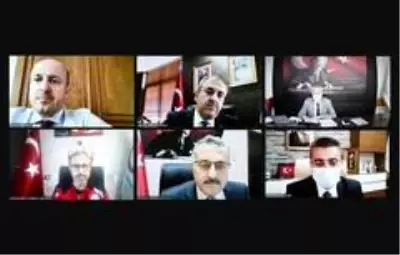 Sağlık Bakanı Koca, 6 ilin sağlık müdürleri ile görüştü Sağlık Bakanı Koca, 6 ilin sağlık müdürleri ile görüştü