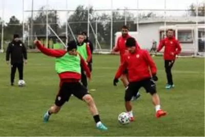 Samsunspor ile Tuzlaspor tarihlerinde ilk kez karşılaşacak Samsunspor ile Tuzlaspor tarihlerinde ilk kez karşılaşacak