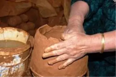 Sanayi ve Teknoloji Bakanlığından Bitlis'teki tandır ve çömlekçilere destek Sanayi ve Teknoloji Bakanlığından Bitlis'teki tandır ve çömlekçilere destek