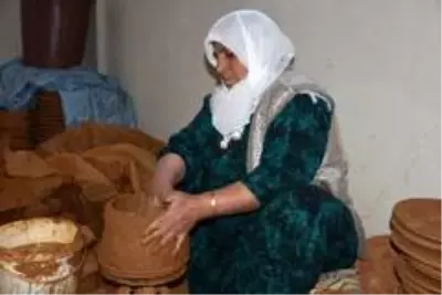 Sanayi ve Teknoloji Bakanlığından Bitlis'teki tandır ve çömlekçilere destek Sanayi ve Teknoloji Bakanlığından Bitlis'teki tandır ve çömlekçilere destek
