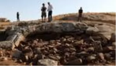 Şanlıurfa'da Göbeklitepe'den sonra Karahantepe heyecanı Şanlıurfa'da Göbeklitepe'den sonra Karahantepe heyecanı