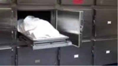Şaşkına çeviren olay! Cenazesi kefenlendiği sırada hayata döndü Şaşkına çeviren olay! Cenazesi kefenlendiği sırada hayata döndü