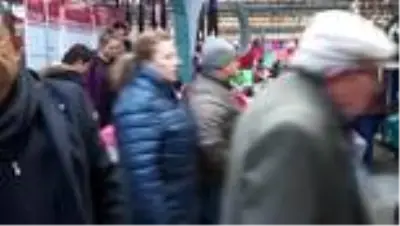 Sınır ötesi müşterileri olan pazar Kovid-19 tedbirleri kapsamında kapatıldı Sınır ötesi müşterileri olan pazar Kovid-19 tedbirleri kapsamında kapatıldı
