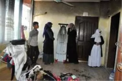 Şırnak Valiliğinden evi yanan aileye destek Şırnak Valiliğinden evi yanan aileye destek