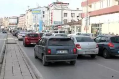 Sivas'ta araç sayısı 165 bine yaklaştı Sivas'ta araç sayısı 165 bine yaklaştı