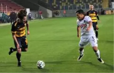 Süper Lig: MKE Ankaragücü: 0 Trabzonspor: 1 (İlk yarı) Süper Lig: MKE Ankaragücü: 0 Trabzonspor: 1 (İlk yarı)