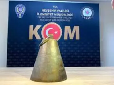 Tarihi çanı sosyal medyadan satan kişi yakalandı Tarihi çanı sosyal medyadan satan kişi yakalandı