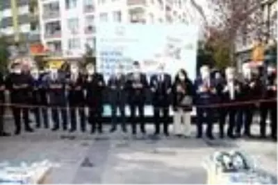 Tematik Caddeler Projesi'yle yenilen Seyir Caddesi ve bağlantıları hizmete açıldı Tematik Caddeler Projesi'yle yenilen Seyir Caddesi ve bağlantıları hizmete açıldı