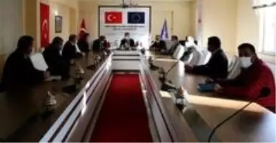TMO Genel Müdürü Güldal, Erzincan'da tarım sektörü temsilcileri ile biraraya geldi TMO Genel Müdürü Güldal, Erzincan'da tarım sektörü temsilcileri ile biraraya geldi