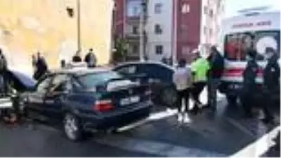 Son dakika haberleri... Trafik kazası: 2 yaralı Son dakika haberleri... Trafik kazası: 2 yaralı
